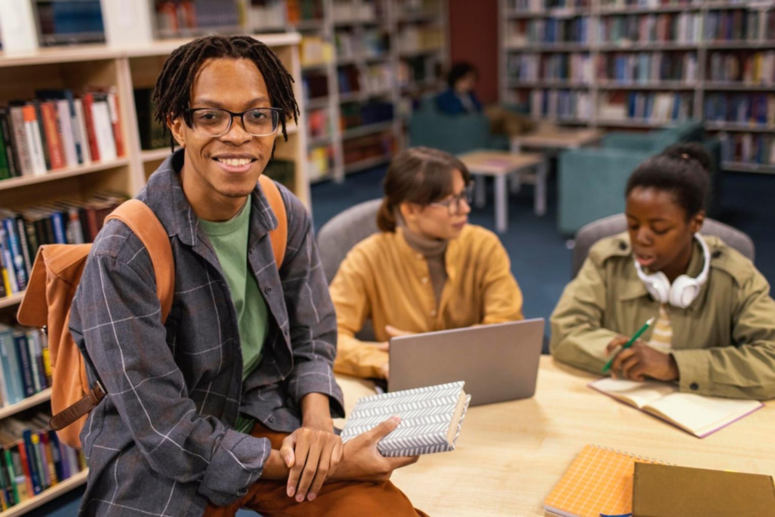 Students collaborating on financial planning projects